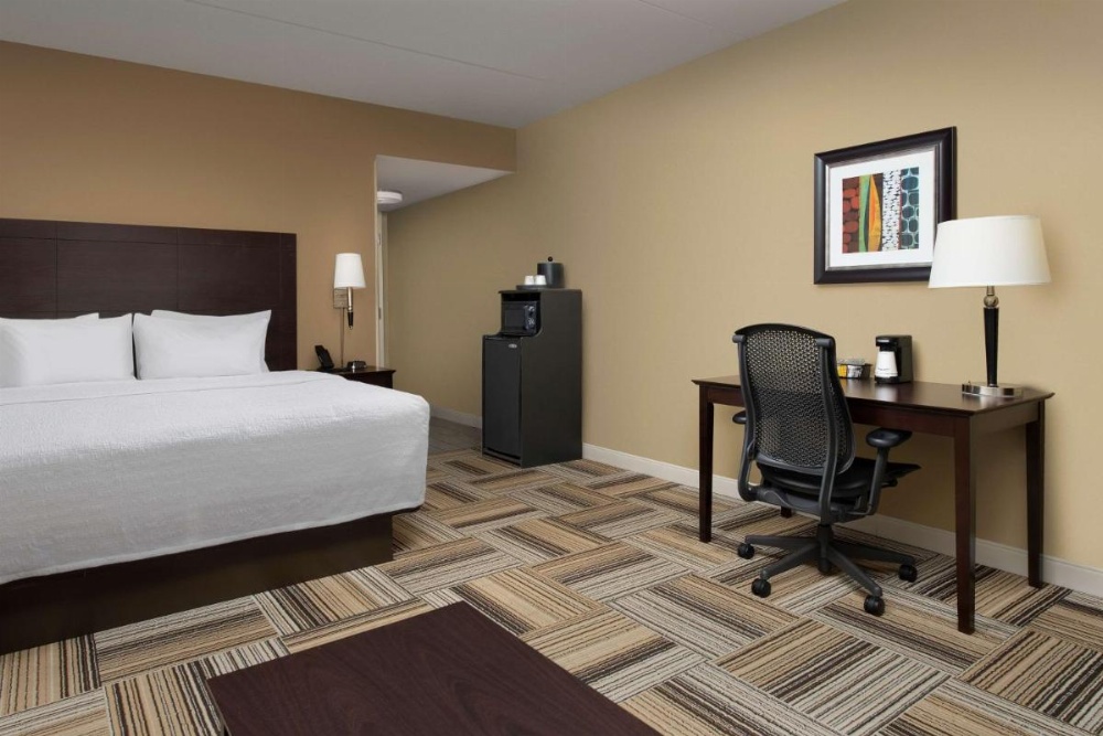 Hampton Inn By Hilton Knoxville-East